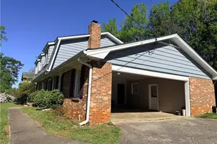 4450 Abingdon Dr, Stone Mountain, GA 30083 - Photo 4