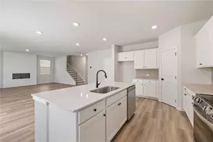 46 Poplar Blf Wy, Jefferson, GA 30549 - Photo 4