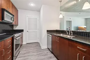 250 Pharr Rd NE, Atlanta, GA 30305 - Photo 6