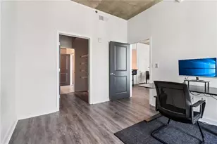 250 Pharr Rd NE, Atlanta, GA 30305 - Photo 12