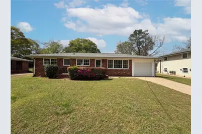 96 Greene Street NE, Fairburn, GA 30213 - Photo 2