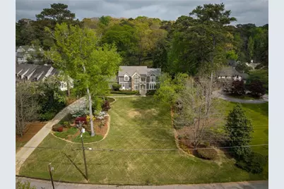 2950 Nancy Creek Road NW, Atlanta, GA 30327 - Photo 2