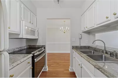 300 Johnson Ferry Road #B915, Sandy Springs, GA 30328 - Photo 6