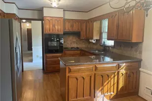 5416 N Richland Creek Rd, Buford, GA 30518 - Photo 6