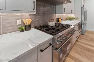 3047 Bunker Hill Cir, Marietta, GA 30062 - Photo 8