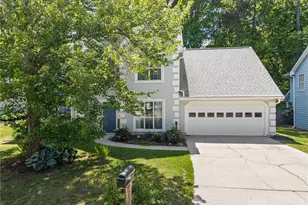 4055 Ivy Run Cir, Duluth, GA 30096 - Photo 8