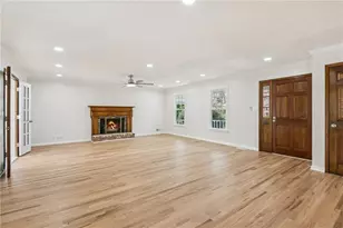 2692 Wellington Dr, Marietta, GA 30062 - Photo 6