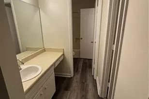 7025 Brentwood Ct, Riverdale, GA 30296 - Photo 10