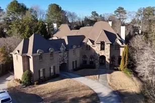 453 Londonberry Rd, Atlanta, GA 30327 - Photo 2