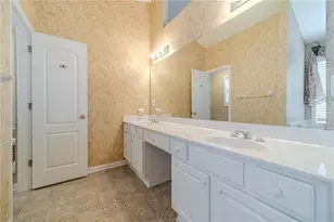 1545 Summit Pond Cir, Loganville, GA 30052 - Photo 36