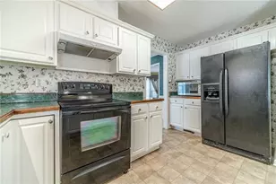 1545 Summit Pond Cir, Loganville, GA 30052 - Photo 20