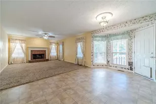 1545 Summit Pond Cir, Loganville, GA 30052 - Photo 22