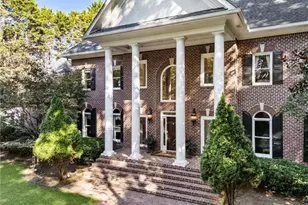 15385 Tullgean Dr, Alpharetta, GA 30004 - Photo 2