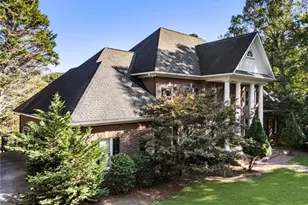 15385 Tullgean Dr, Alpharetta, GA 30004 - Photo 10