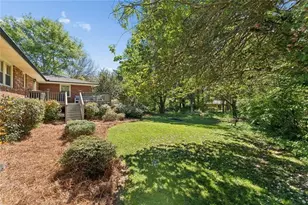 668 Debra Dr, Marietta, GA 30066 - Photo 38