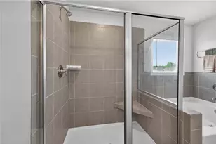 6497 Crosscreek Ln, Flowery Branch, GA 30542 - Photo 20