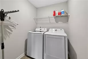 6497 Crosscreek Ln, Flowery Branch, GA 30542 - Photo 20