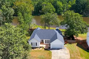 386 Waterfront Dr, McDonough, GA 30253 - Photo 2