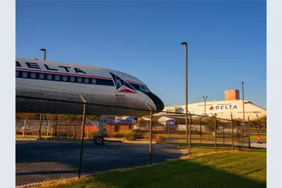 3307 Stillwood Drive, Hapeville, GA 30354 - Photo 32