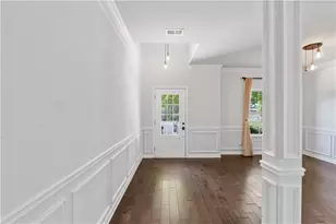 3945 Silverthorn Trce, Cumming, GA 30028 - Photo 4