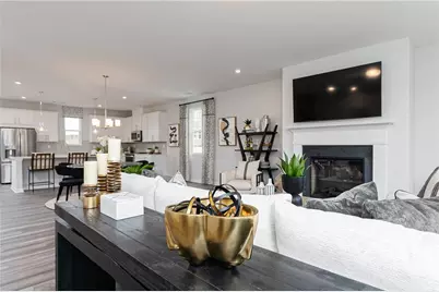 901 Leraes Way, Loganville, GA 30052 - Photo 8