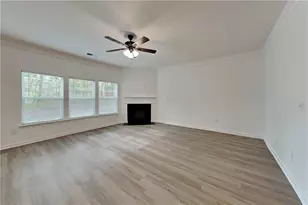 1371 Key Manor Ln, Lawrenceville, GA 30045 - Photo 2