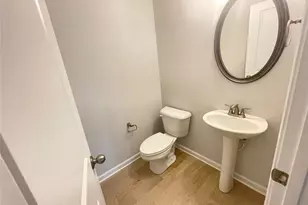 2623 Hedgeway Cir, Kennesaw, GA 30144 - Photo 10