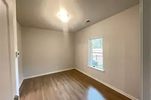 2623 Hedgeway Cir, Kennesaw, GA 30144 - Photo 6