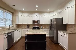 902 Daylight Cir, Lawrenceville, GA 30045 - Photo 12