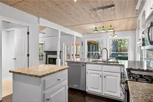 4480 Indian Trace Dr, Alpharetta, GA 30004 - Photo 18