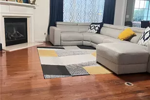 160 Finchley Dr, Roswell, GA 30076 - Photo 2