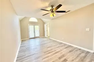 1042 Ascot Ct, Riverdale, GA 30296 - Photo 14