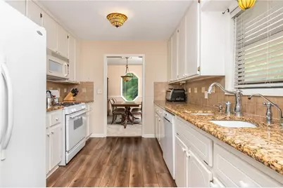 3949 N Indian Circle NW, Kennesaw, GA 30144 - Photo 18