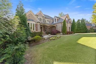 5811 Yoshino Cherry Lane, Braselton, GA 30517 - Photo 4