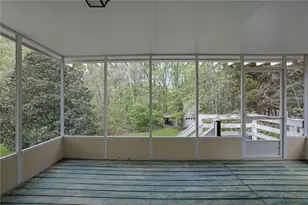 848 Burton Ridge Dr, Loganville, GA 30052 - Photo 32