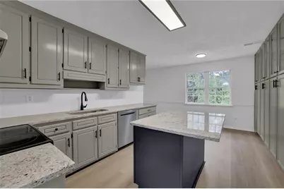 848 Burton Ridge Drive, Loganville, GA 30052 - Photo 12