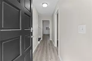 559 Autumn Dr, Riverdale, GA 30274 - Photo 8