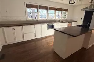 358 Peevy St, Buford, GA 30518 - Photo 10