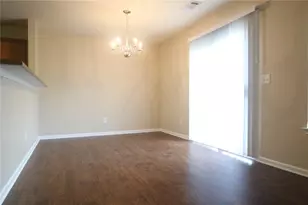 2615 Mayfair Dr, Cumming, GA 30040 - Photo 4