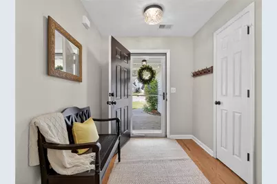 5592 Thistledown Terrace, Sugar Hill, GA 30518 - Photo 12