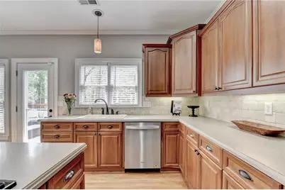 2082 Sugarstone Drive, Lawrenceville, GA 30043 - Photo 32