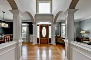 2082 Sugarstone Dr, Lawrenceville, GA 30043 - Photo 6