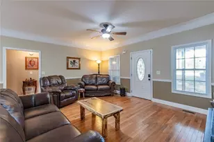 2208 Clarendon Ct, Conyers, GA 30012 - Photo 4