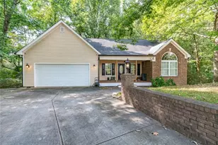 2208 Clarendon Ct, Conyers, GA 30012 - Photo 1