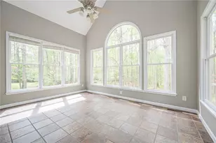 1050 Longpointe Pass, Alpharetta, GA 30005 - Photo 10