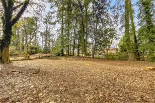2563 Lancaster Dr, Atlanta, GA 30344 - Photo 44