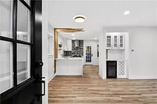 2563 Lancaster Dr, Atlanta, GA 30344 - Photo 2