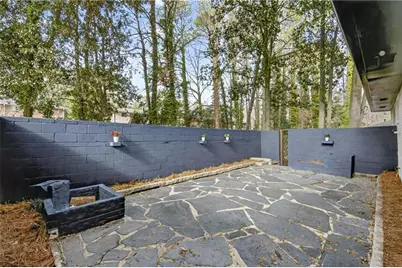 2563 Lancaster Drive, Atlanta, GA 30344 - Photo 32