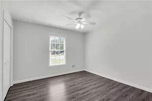 2203 Meadow Dr, Snellville, GA 30078 - Photo 22