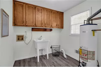 2203 Meadow Drive, Snellville, GA 30078 - Photo 14